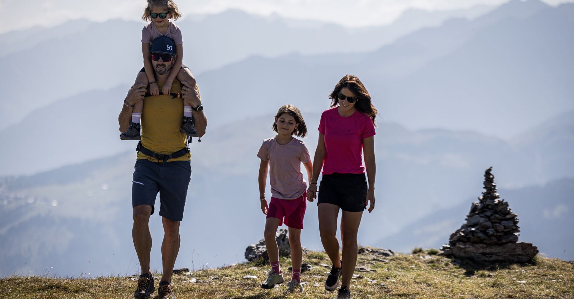 Herbstwanderung Familie Zillertal Familienhotel Theresa Zillertal | © Zillertal Arena