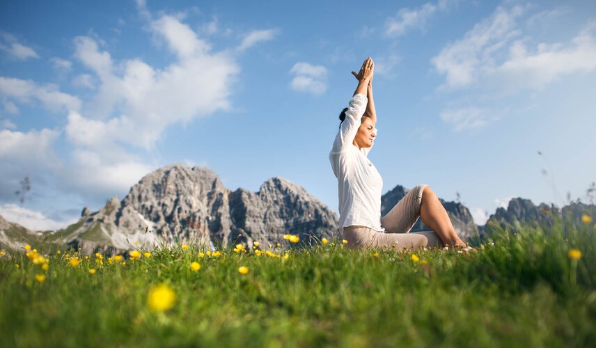 Yoga im Sommer Hotel Theresa Zillertal